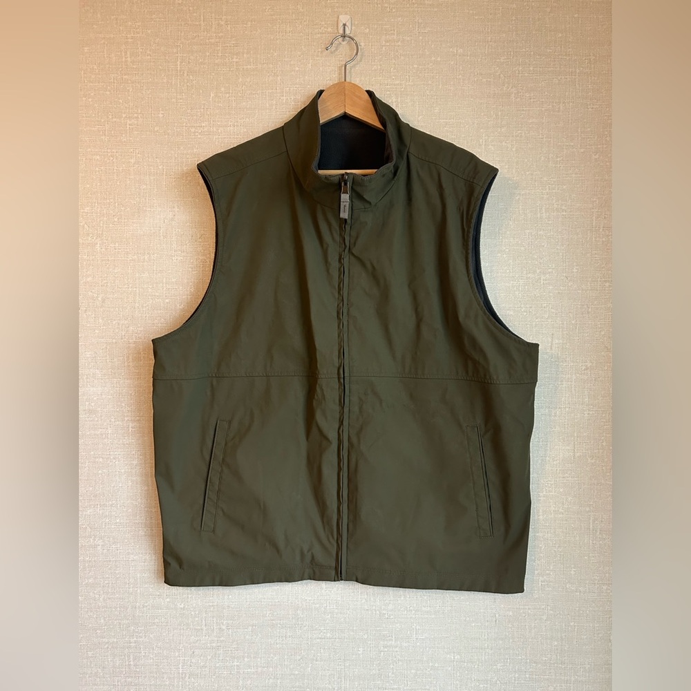 WEATHERPROOF Mens Vest XXL Green Reversible Zip Pockets Water Repellent Fleece